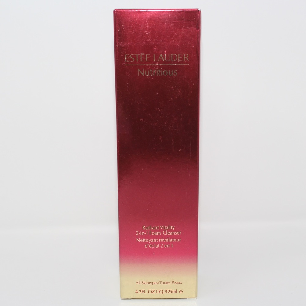 Easter Lauder Radiant Energy 2-in-1 cleansing foam
